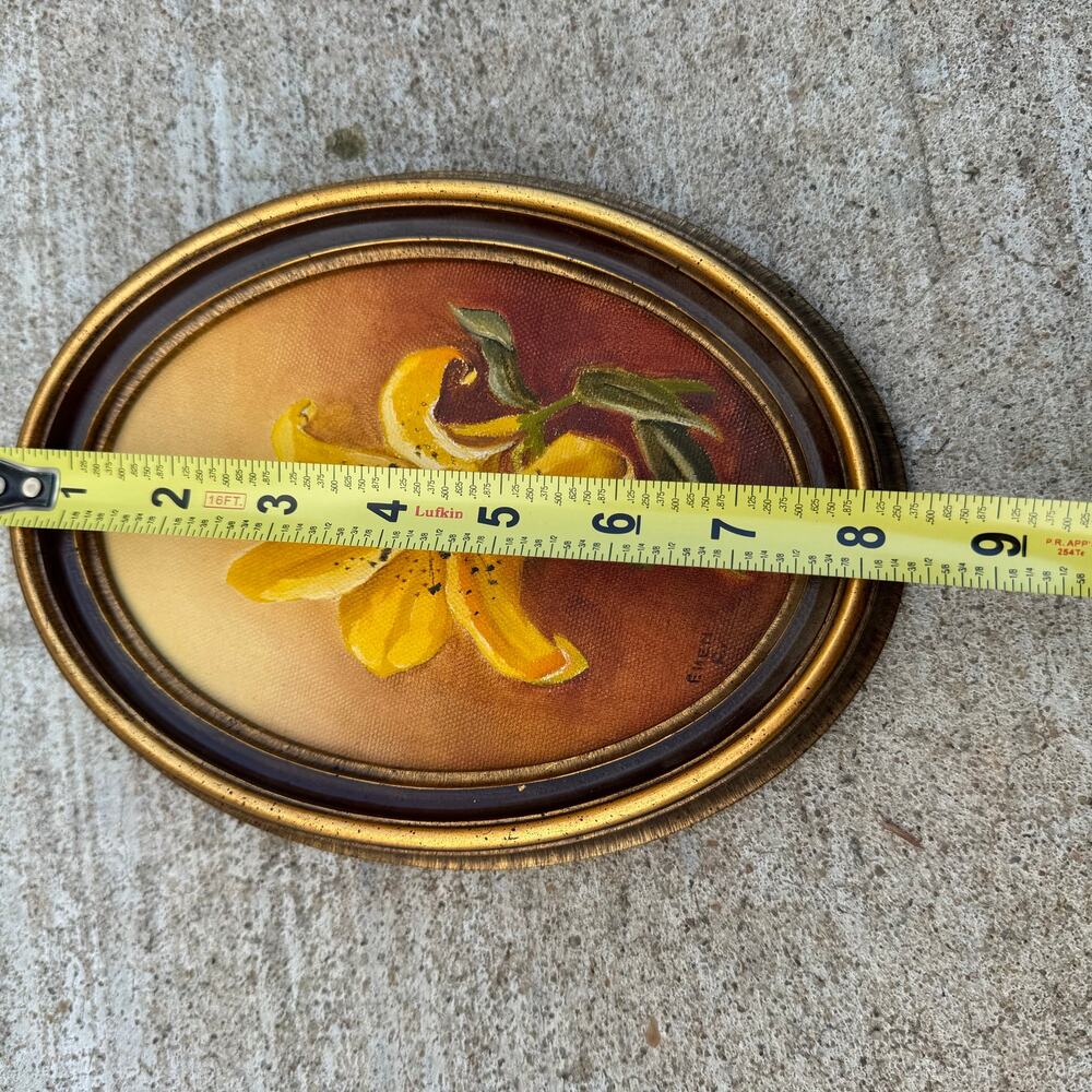 Vintage Floral Yellow Lily Painting On Canvas Wood Gold Framed Oval 6x8 - Picture 4 of 5
